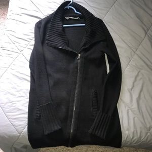 Beautiful Athleta Black Sweater Large